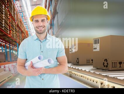 Digital composite der Mann mit Feldern auf dem Förderband im Lager, Übergang Stockfoto