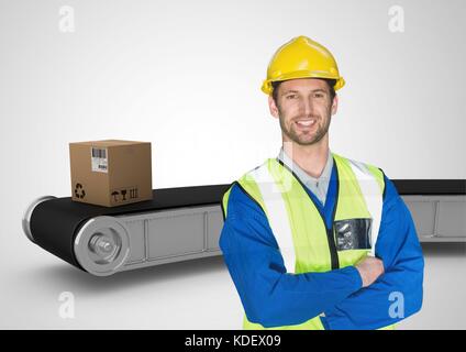 Digital composite der Mann mit Boxen auf Transportband Stockfoto