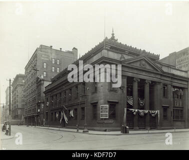 St. Louis Union Bank und Vertrauen auf der Locust Street, West, die von der Vierten Straße Stockfoto