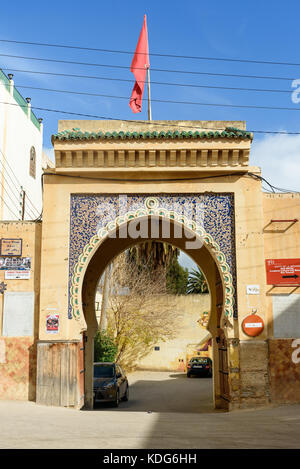 Fez, Marokko - Jan 14, 2017: Tor zu Dar Pacha der Klaegerin in Medina Stockfoto