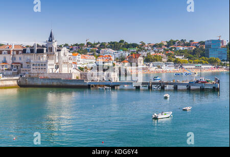 Stadtbild von Cascais am Meer im Sommer Tag Gemeinde Cascais, Portugal Stockfoto