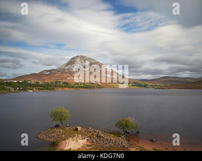 Mount Errigal über dunlewey Lough Letterkenny County Donegal Irland Stockfoto
