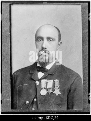 Robert A. Pinn, Kopf und Schultern, Hochformat, mit leicht nach links LCCN 97506000 Stockfoto