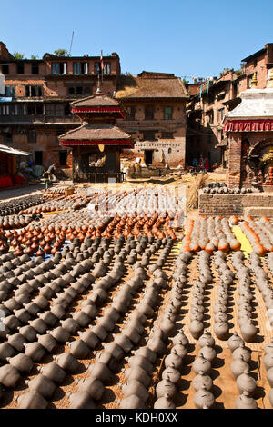 Töpferei Square in Bhaktapur, Nepal Stockfoto