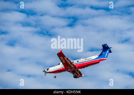 Adelaide, Australien - 1. Oktober 2016: Pilatus PC-12 der Royal Flying Doctor Service Flugzeuge, rfds Central Operations mit der Registrierungsnummer vh-Fde Stockfoto