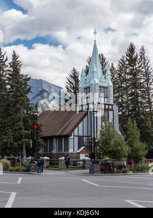 Banff, Alberta/Kanada - 31. August 2015: Eine Ansicht von st.Paul presbyterianischen Kirche an der Banff Avenue in Banff, Alberta. Stockfoto