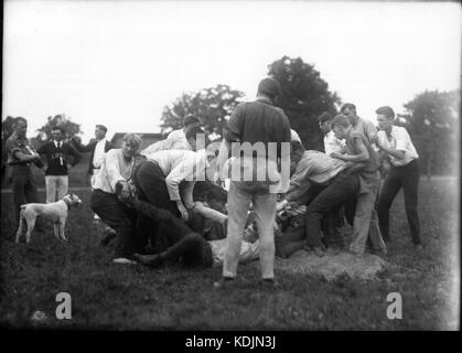 Pile Up an der Miami Universität Neuling sophomore Contest 1921 (3191554684) Stockfoto