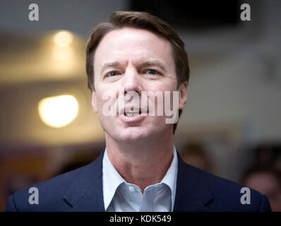 John Edwards dargestellt in den Vereinigten Stahlarbeitern von Amerika Lokale 4856 in Henderson, Nevada, 16. Januar 2008. © kabik / MediaPunch Stockfoto