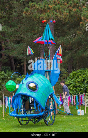 Bournemouth, Dorset, Großbritannien. 14. Okt 2017. Bournemouth Kunst am Meer Festival kehrt für das 7. Jahr mit Festival Unterhaltung. Credit: Carolyn Jenkins/Alamy leben Nachrichten Stockfoto