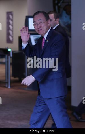 United Nations, New York, USA, Oktober 13 2017 - der ehemalige Generalsekretär Ban Ki-moon besucht heute Freunde und Ex-Kollegen im UN-Hauptquartier in New York City. Foto: Luiz Rampelotto/EuropaNewswire | weltweite Nutzung Stockfoto