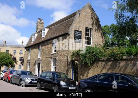 Die alten Fire Engine House, Ely, Cambridgeshire, ist nun ein Restaurant und eine Kunstgalerie. Stockfoto