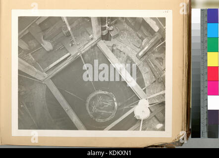 Rondout druck Tunnel. Blick auf konkrete Ring an der richtigen Stelle oben auf der Welle. .... Vertrag 12. April 21, 1911 (Nypl b 13814376 435459) Stockfoto