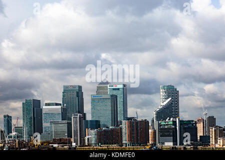 Luftaufnahme von Canary Wharf, Tageslicht Stockfoto