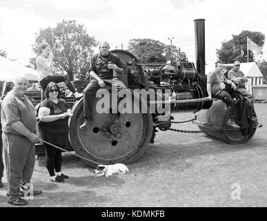 Armstrong Whitworth Lokomobile und Crew Stockfoto