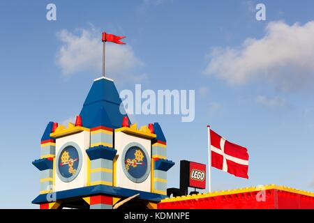 Billund, Dänemark - 12. November 2015: Legoland Hotel in Billund. Lego ist eine Linie aus Kunststoff Spielzeug, das von der dänischen Lego hergestellt werden Stockfoto