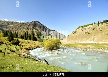 Region Issyk-Kul, Karakichi, See Sonkel, Kirgisistan Stockfoto