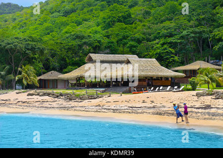 Resort auf einer tropischen Insel, Chatham Bay, Union Island, Grenadinen, Karibik Stockfoto