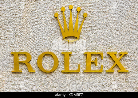 Mailand, Italien - 10 August 2017: Rolex Logo am Eingang zu einem Speicher in einer exklusiven Gegend von Mailand (Via Montenapoleone). Symbol und Konzept von Luxus Stockfoto