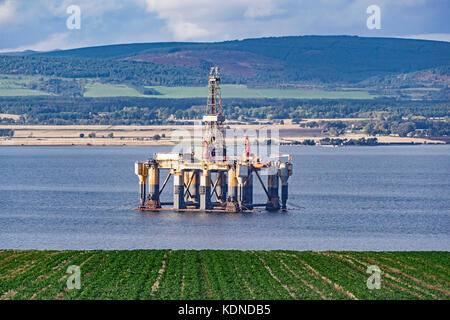 Günstig öl Plattform im Cromarty Firth in der Nähe von cromarty Black Isle Schottland Großbritannien Stockfoto