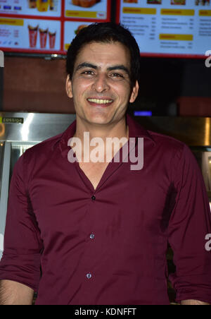 Mumbai, Indien. 14 Okt, 2017. indische Schauspieler manav kaul am Anhänger Start von seinem bevorstehenden Film "tumhari Sulu' an cinepolis Kino, andheri in Mumbai. Credit: Azhar Khan/Pacific Press/alamy leben Nachrichten Stockfoto