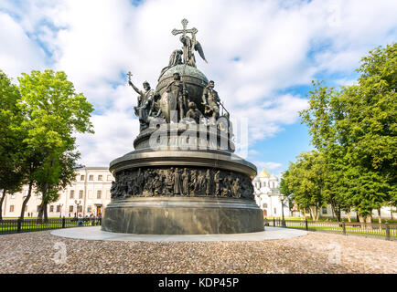 In Weliki Nowgorod, Russland - 17. August 2017: Millennium Russlands Monument (1862) im Kreml Nowgorod, Russland Stockfoto