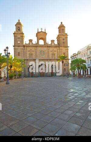 Die Santa Ana Kathedrale, Altstadt Vegueta in Las Palmas de Gran Canaria, Gran Canaria, Kanarische Inseln, Spanien, Atlantik, Europa Stockfoto