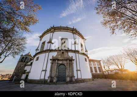 Vorderansicht der Augustiner Kloster Serra do Pilar Kirche in Vila Nova de Gaia Stadt, Grande Porto Subregion in Portugal Stockfoto