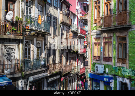 Alte Mietshäuser in Porto Stadt auf der Iberischen Halbinsel, zweitgrößte Stadt in Portugal Stockfoto