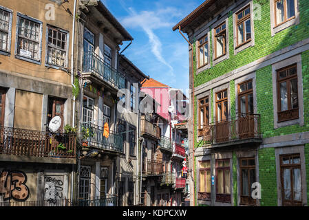 Alte Mietshäuser in Porto Stadt auf der Iberischen Halbinsel, zweitgrößte Stadt in Portugal Stockfoto