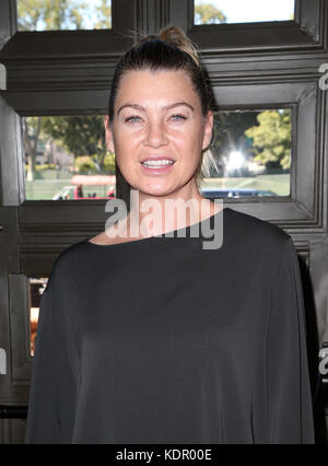 Beverly Hills, Kalifornien, USA. Okt. 2017. Ellen Pompeo, am Sonntag Matinee Von "Turn Me Loose" im Wallis Annenberg Center for the Performing Arts in Beverly Hills, Kalifornien am 15. Oktober 2017. Kredit: Faye Sadou/Media Punch/Alamy Live News Stockfoto