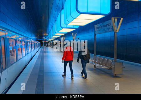 Lichtinstallation in der U-Bahn Station U4, Hafencity, Hamburg, Deutschland, Europa Stockfoto