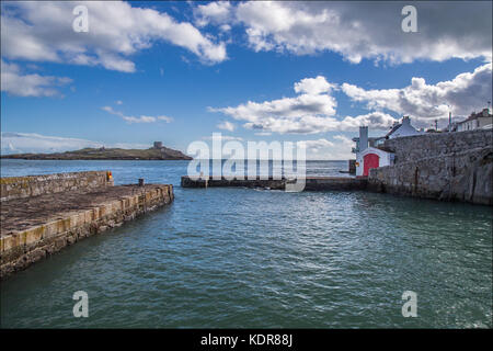 Die Flut an coliemore Hafen, Dalkey Stockfoto