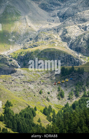 In der Seilbahn La Grave, Frankreich, Europa. Stockfoto