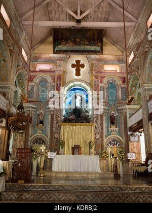 Innenraum der Basilika Santa Cruz in Kochi Stockfoto