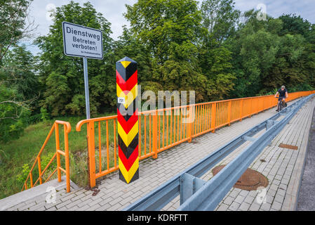 Deutsche Grenzmarkierung in Mescherin, Gemeinde im Landkreis Uckermark im Bundesland Brandenburg in Deutschland Stockfoto