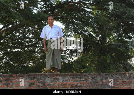 Minhla Dorf auf der rechten (westlichen) Ufer des Irrawaddy Fluss in Myanmar (Burma). Stockfoto