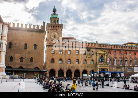 Der Palazzo d'accursio oder Palazzo Comunale, ein Palast an der Piazza Maggiore, Bologna, Italien, einmal Rathaus Stockfoto