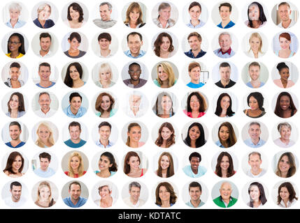 Collage Aus Lächelnden Multiethnischen Menschen Porträts Und Gesichter Stockfoto