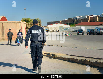 Rabat, Marokko - Jan 17, 2017: Polizisten auf der Straße. Rabat ist die Hauptstadt von Marokko, die zweitgrößte Stadt Stockfoto