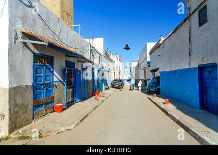 Rabat, Marokko - Jan 17, 2017: Auf der Straße in Kasbah des Udayas Stockfoto