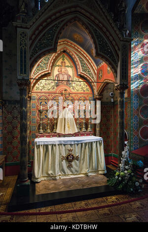 Kathedrale des hl. Barnabas, Nottingham, Sakramentskapelle. Stockfoto