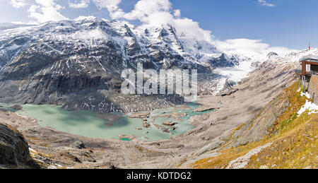 Berglandschaft auf Kaiser Franz Josef Gletscher Panorama. Großglockner Hochalpenstraße in den österreichischen Alpen. Stockfoto