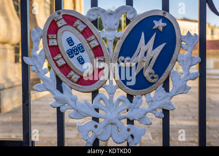 Details der Kirche von Lapa (Igreja da Lapa) Tor in Cedofeita ehemalige Bürgergemeinde von Porto Stadt auf der Iberischen Halbinsel, zweitgrößte Stadt in Portugal Stockfoto