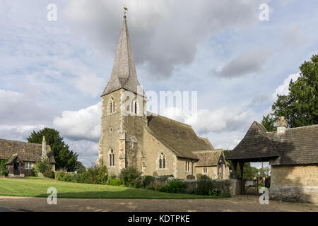 Die Pfarrkirche von St. Cuthbert in der North Yorkshire Dorf Hutton Sessay, Großbritannien Stockfoto