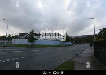 Dublin, Irland. 16 Okt, 2017. Ruhigen Straßen im Süden Dublins während der bauen bis zu Ophelia. Bild aus Dublin, Irland während der bis zu Sturm Ophelia bauen. Die ex hurricane Storm wird vorausgesagt, der Stärkste zu sein Irland seit Jahrzehnten zu schlagen. Credit: Brendan Donnelly/Alamy leben Nachrichten Stockfoto