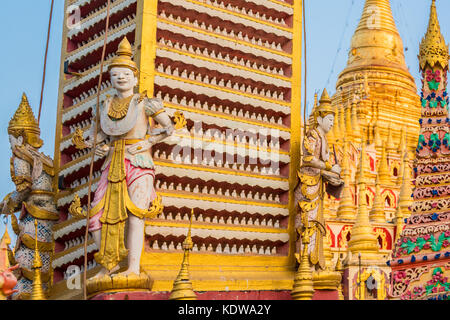 Schöne buddhistische, thanboddhay Phaya in monywa, Myanmar, Südostasien Stockfoto