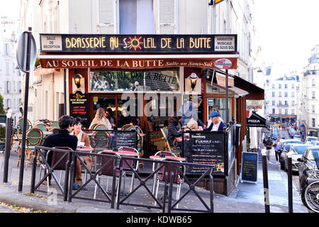 Café, Brasserie, Montmartre, Paris - Frankreich Stockfoto