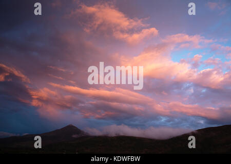 Dämmerung über schiehallion, Loch Rannoch, perthshire, Schottland, Großbritannien Stockfoto