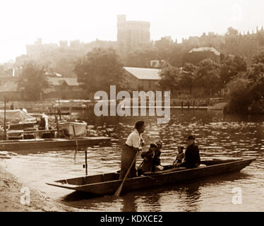 Der Fähre über die Themse in Windsor, Anfang 1900 s Stockfoto