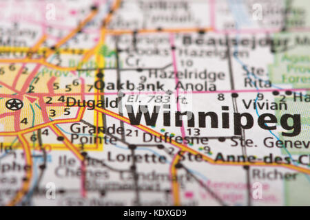 Nahaufnahme von Winnipeg, Manitoba auf einer Straßenkarte von Kanada. Stockfoto